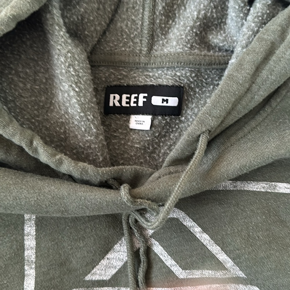 Reef Men’s Hoodie, Size M - Picture 4 of 4